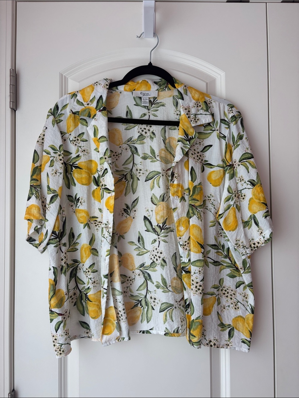 C by One Fruit Print Button-Down Shirt Size XL - Picture 2 of 9